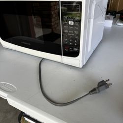 Counter Top Microwave 
