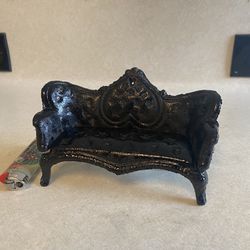 Victorian Cast-Iron Couch For Doll House