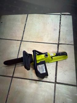 Pruning chainsaw