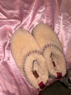 UGG Sherpa Slippers with Cross-Stitch Detail