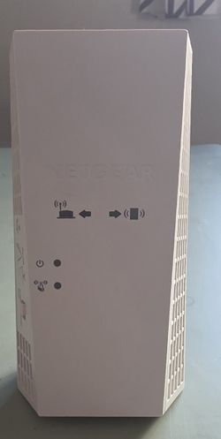Netgear AC1900 Extender.