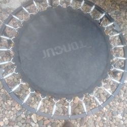 Gently used Toncur 40" mini fitness trampoline / rebounder for sale for $100. Perfect for low‑impact cardio, lymphatic health, and at‑home workouts fo