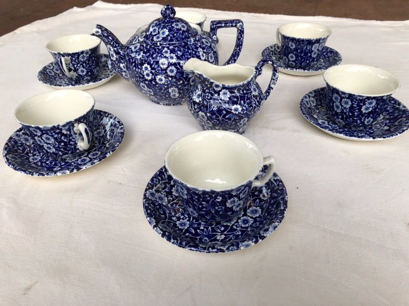 Royal Crownford Staffordshire England Calico blue 15-price set