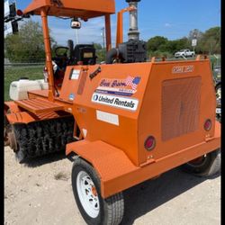 2017 4 WHEEL BROCE SWEEPER 