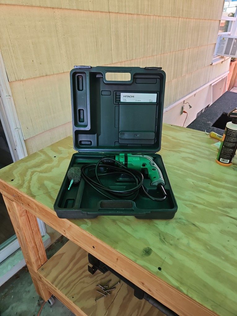 Hitachi D10VH Corded Drill