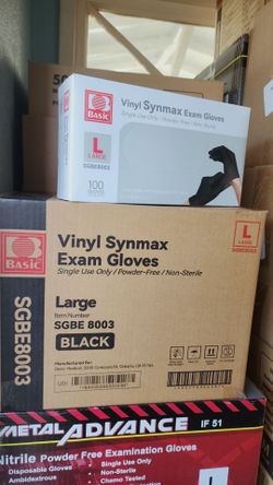 Vinyl gloves