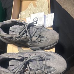Yeezy 500