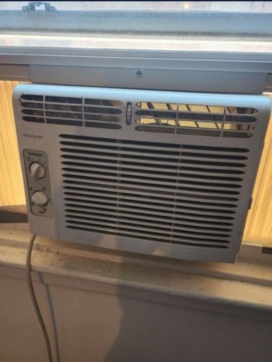 Window AC Unit Airconditioner