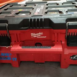 Milwaukee Packout Tool Box