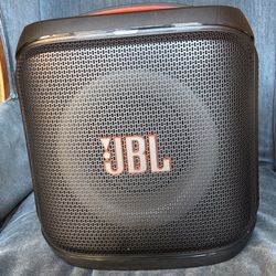 JBL PartyBox Encore Essential 2