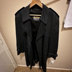 Men’s trenchcoat 42 regular