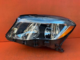2015 2016 2017 MERCEDES BENZ GLA250 LEFT DRIVER HALOGEN HEADLIGHT OEM