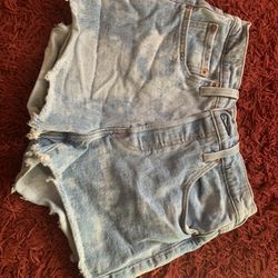 Levi’s Light Wash Shorts W/ Button Fly