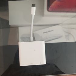 MacBook Adapter