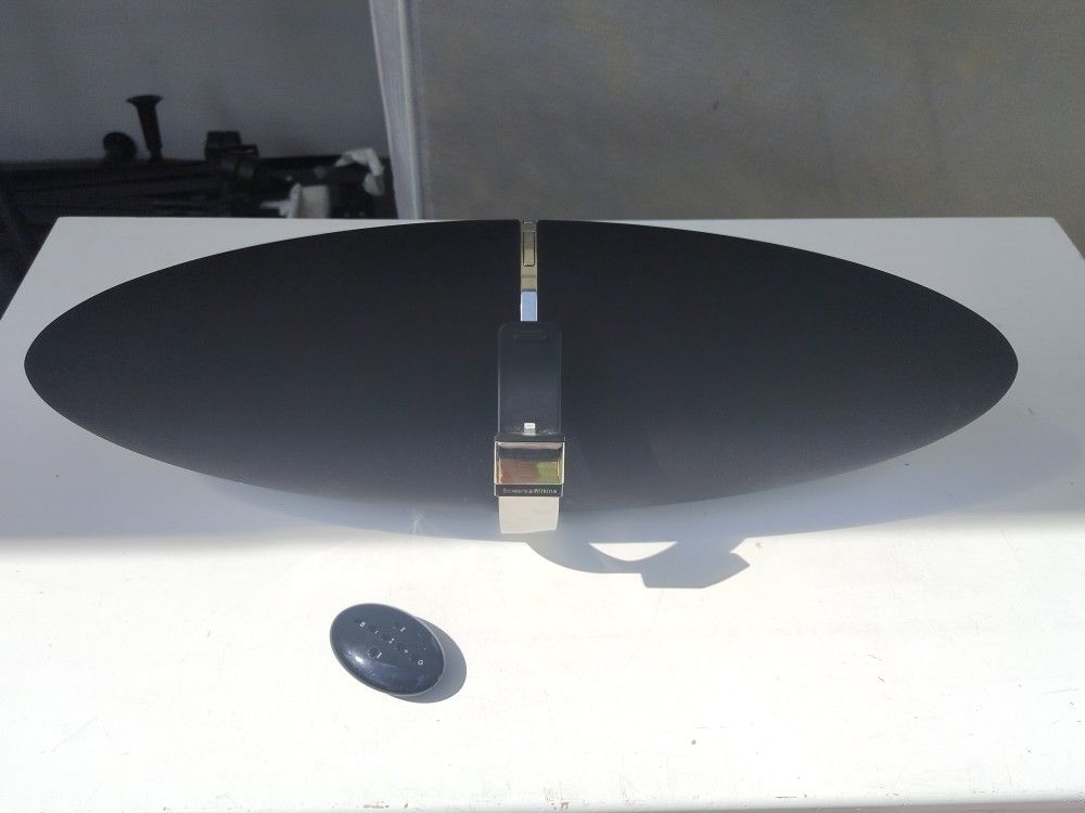 Bowers & Wilkins Zeppelin Air Speaker