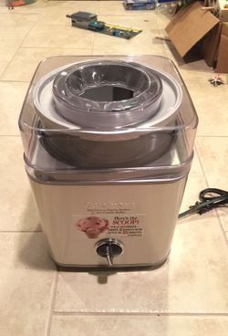 Cuisinart 2 qt icecream sorbet maker