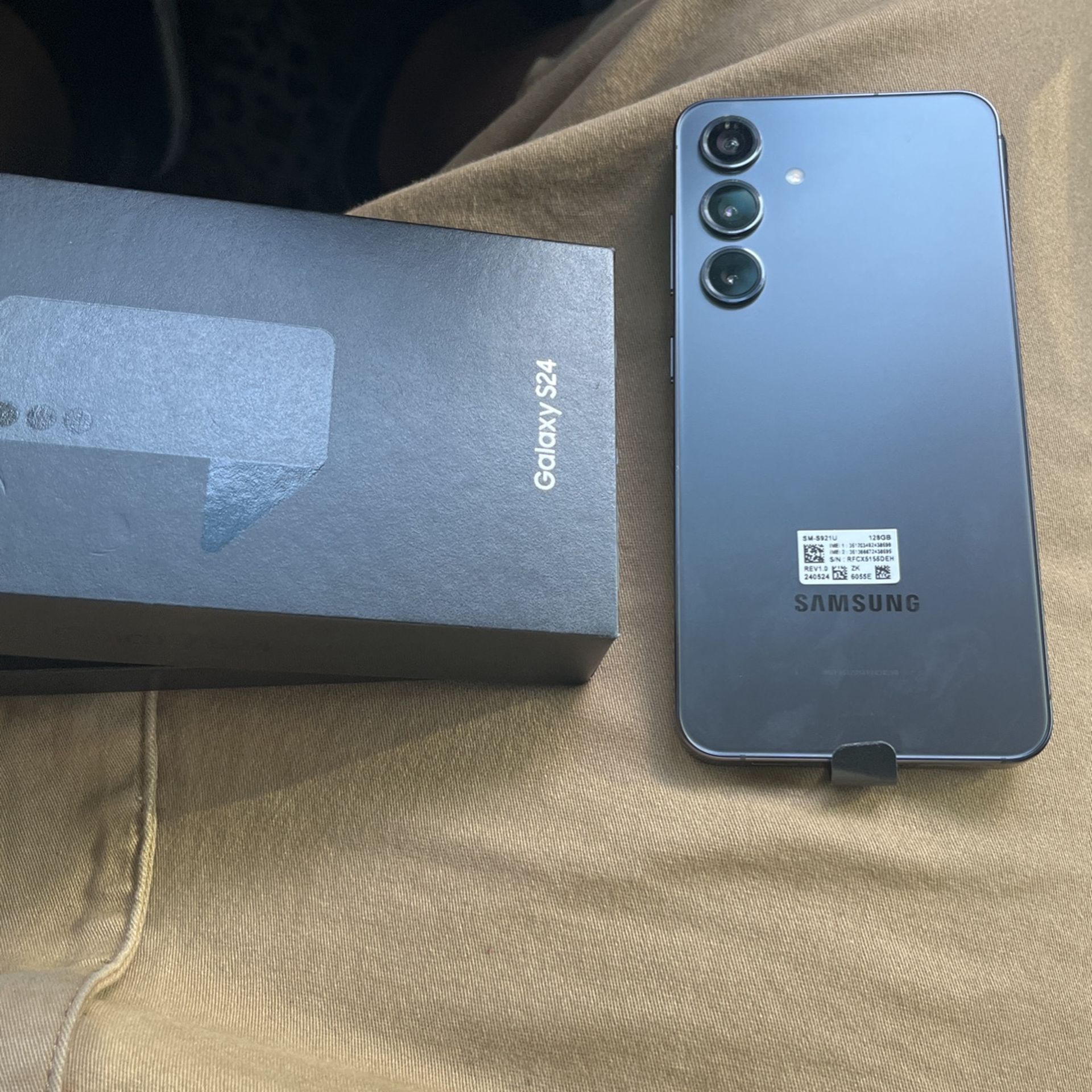 T-Mobile Samsung Galaxy S24 Brand New