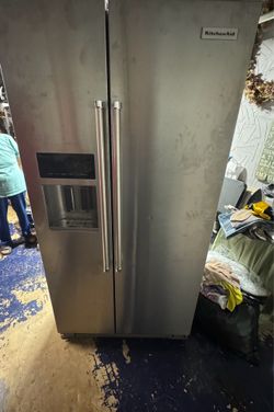 Kitchen aid fridge