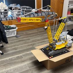 LEGO Liebherr R 9(contact info removed)0