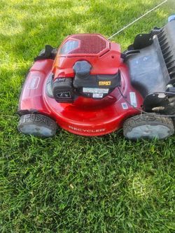 Toro Smartstow Self Propelled Lawnmower