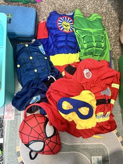 Boys dress up