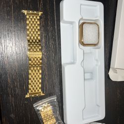 Gold Apple Watch Band