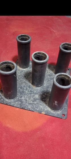 2" HOLE BAR RACK 
HOLDS 5 BARS
11525 S HALSTED//7111.S WESTERN 
20$  CASH ONLY AS IS
