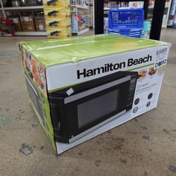 Hamilton Beach 0.9 Cu. Ft. Countertop Microwave Oven