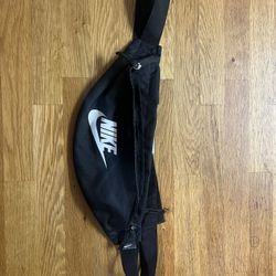 Nike Hip Pack / Sling