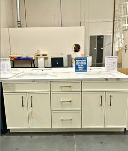 60-Inch Single/Double Sink Bathroom Vanity | Soft-Close Drawers & Multiple Color Options