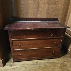 Free Vintage And Antique Furniture 
