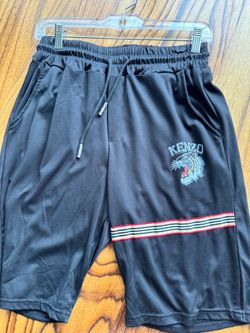 Shorts size M