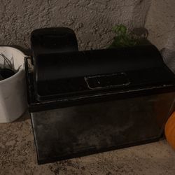10 Gallon Fish Tank With Heater, Lights, Filter. Come And Get It 