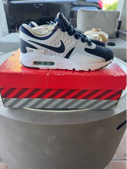 Nike Air Max Zero Day Size 7.5
