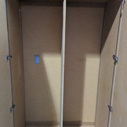 Garage Wood Cabinets / Storage Cabinets