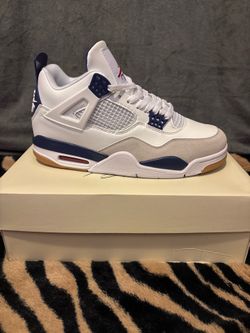 Jordan 4 Navy Blue SB Size 9.5 Men’s Sneakers
