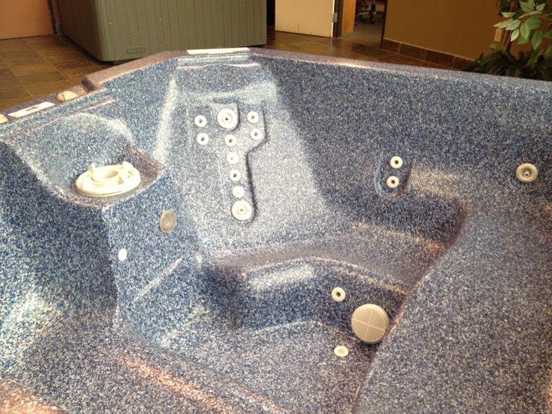 Hot tub spa! Completely refurbished