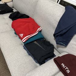 Vybe Closet – Curated Vintage Streetwear | Vegas Pickup