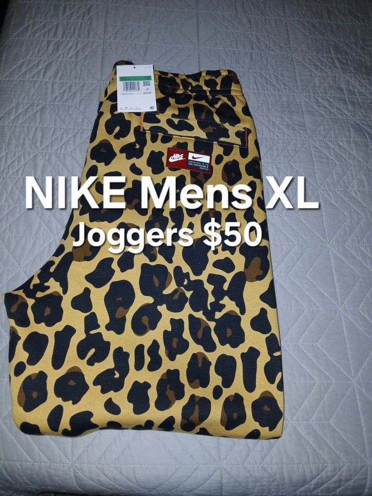 Nike Joggers XL Mens $50