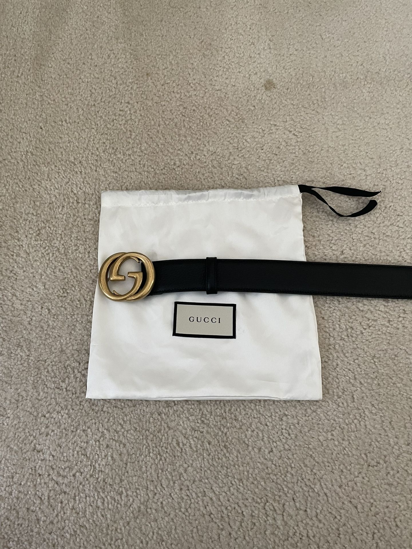 Women’s Gucci GG Logo Buckle Leather Belt
