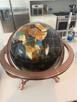 Large Semi-Precious Gemstone World Globe on Bronze Stand – Excellent Condition