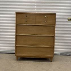 Kroehler 5 drawers Dresser