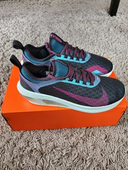 Womens Nike Air Max Fly