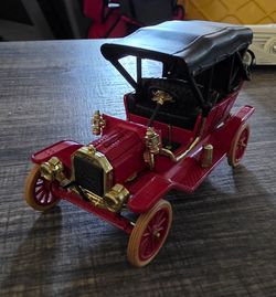 1909 Ford Model T Touring Car Nat'l Motor Museum Mint die cast