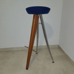 30" high elegant barstools