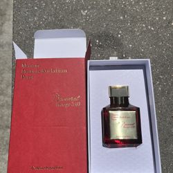 Baccarat Rogue 540 Cologne