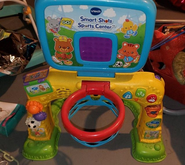 V-tech Smart Shots Toddler Activity Center