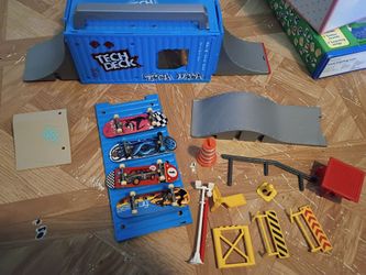 Tech deck toys