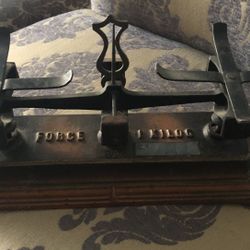 Cast Iron 1 Kilog Force Balance Scale