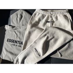Essentials FEAR OF GOD Hoodie & Joggers